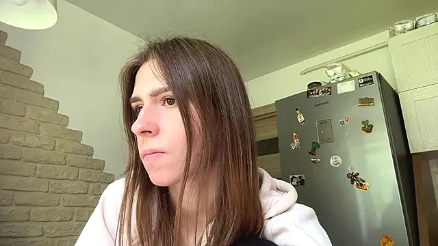 Sala de chat ao vivo de ZaraGuyette
