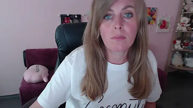 Hot_Milady Live Chatrum