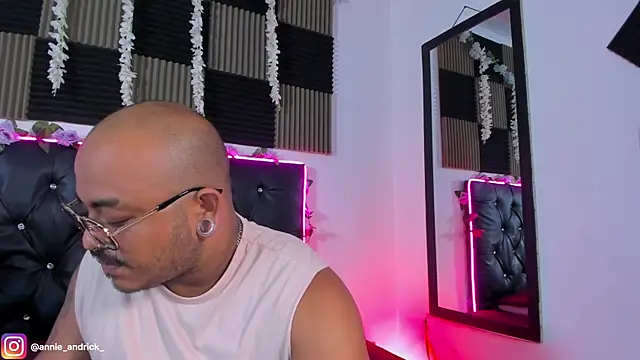 _Annie_Andrick_ – Naživo chatovacia miestnosť