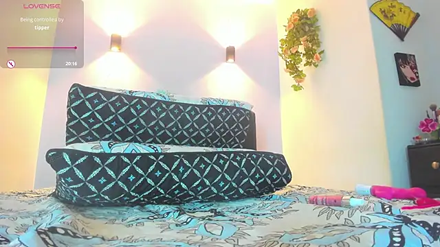 חדר צ'אט בשידור חי של Sofia_Clauss_