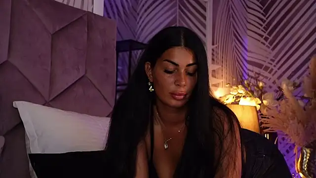 EvaRhea Adlı Modelin Canlı Sohbet Odası