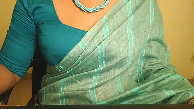 Mallu_Neelaanjanam Adlı Modelin Canlı Sohbet Odası