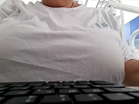 Chat ao vivo de INFINITY110570