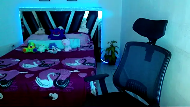Sebasxxl12 Live chatroom