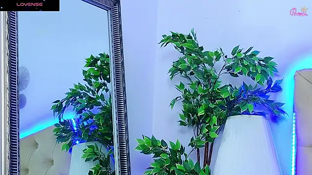 Daliya_ Adlı Modelin Canlı Sohbet Odası