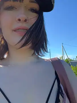 virusDoll Live chatroom