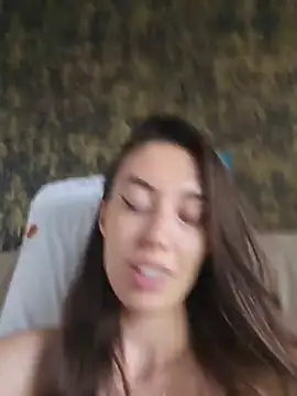Virgin_Star Секс шоу на живо пред камера