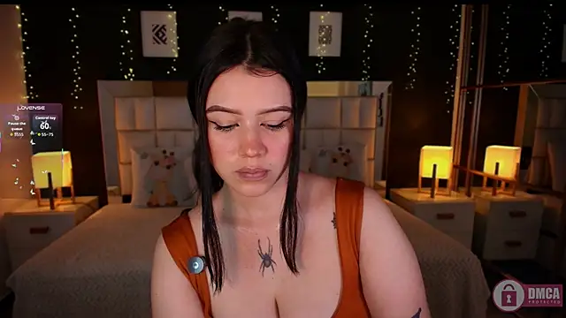חדר צ'אט בשידור חי של emmy_wattsoon