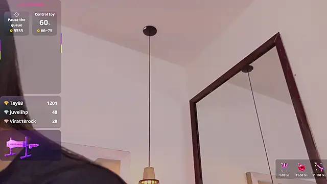 ZiaCalifa Adlı Modelin Canlı Sohbet Odası