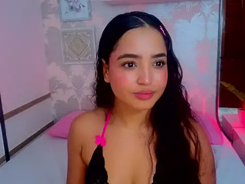 Emma_Thompssonn 실시간 채팅방