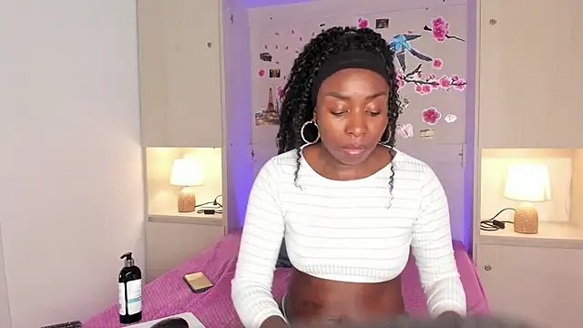 Živá chatovací místnost TaylorBloom