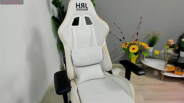 Živá chatovací místnost EveEvian