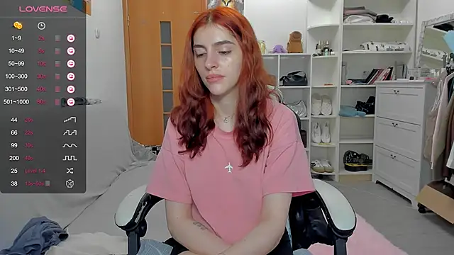 Chat soba uživo modela broosnica1