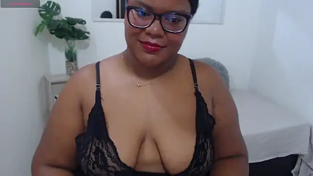 Pokój czatu na żywo – Gibi_BBW