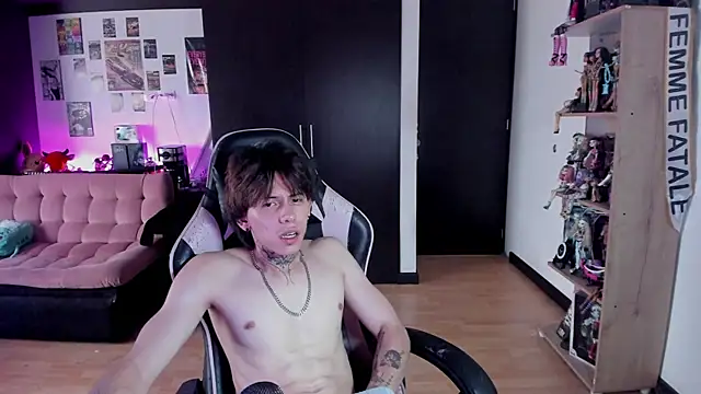 Sala de chat en directo de xIce_Boy