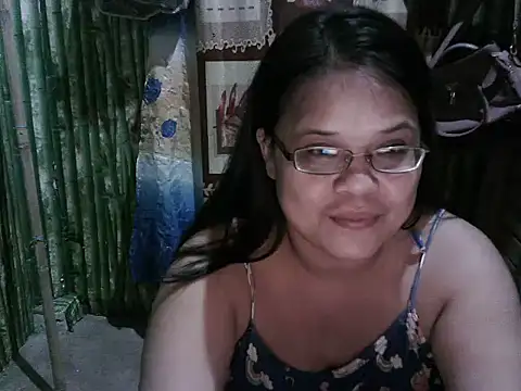 Sala de chat en directo de Hotty_babe23