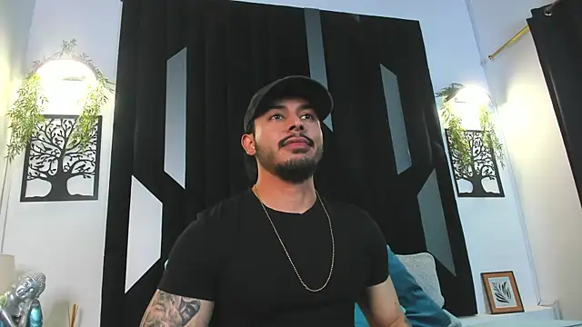 Chat soba uživo modela Justin_WhiteJS