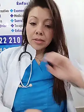 SARA_21- Adlı Modelin Canlı Sohbet Odası