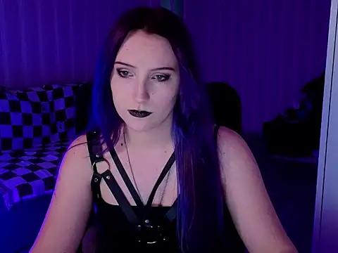 Živá chatovací místnost violet-siren-x