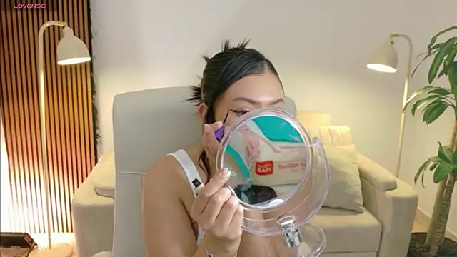 victoria___moon 现场聊天室