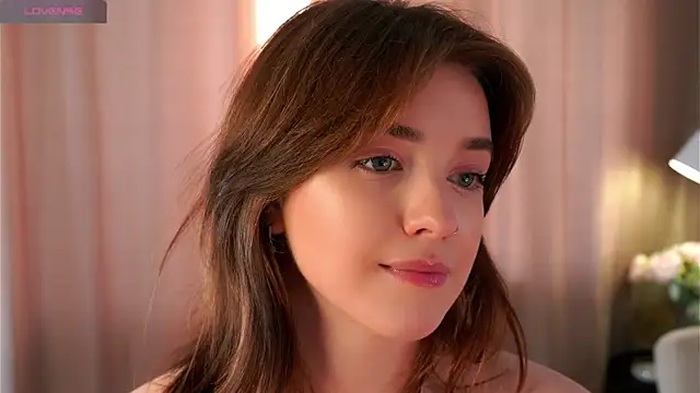 غرفة دردشة RenateVashaw المباشرة