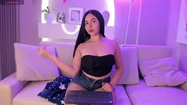 Emmy_kenner Live Chatraum