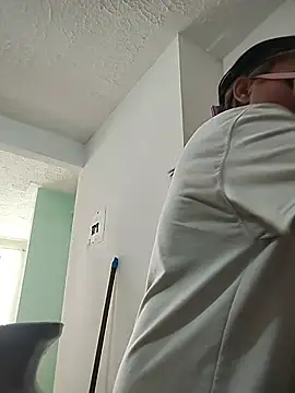 Živá chatovací místnost Yaumiko