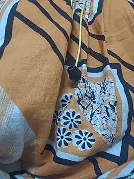 Živá chatovací místnost hotjuhi8