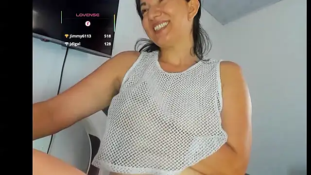 Sala de chat en directo de Serenity_Lux