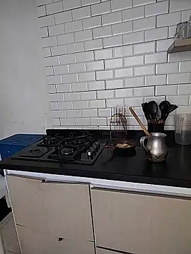 Myrnasexxx 실시간 채팅방