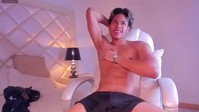 MarcoDeluxxe – live sex-cam-show