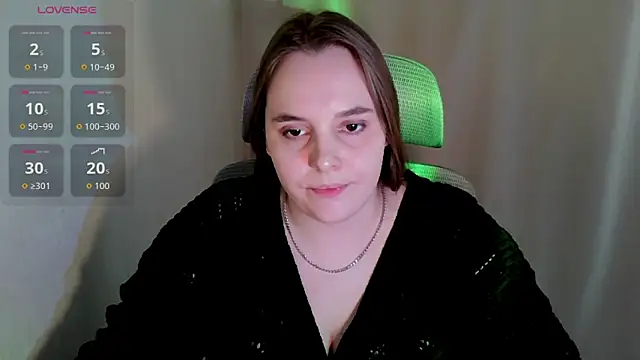 חדר צ'אט בשידור חי של Noir_Ember_