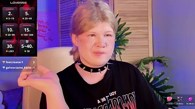 חדר צ'אט בשידור חי של LilithNlsn