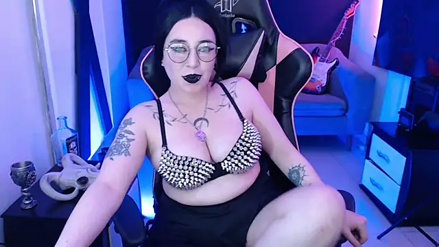 חדר צ'אט בשידור חי של Nyxnocturne