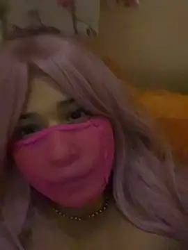Lucey_001 Live chatroom