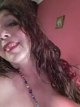 GypsyEsmeralda's Live Chat Room