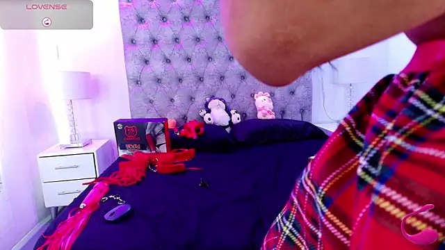 Sala de chat en directo de Zoe_M00n