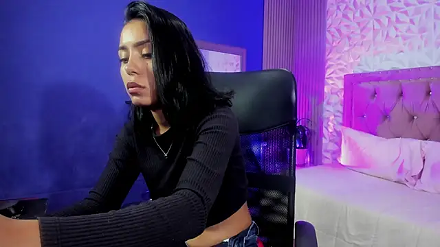 julieta_fn – live chatrum