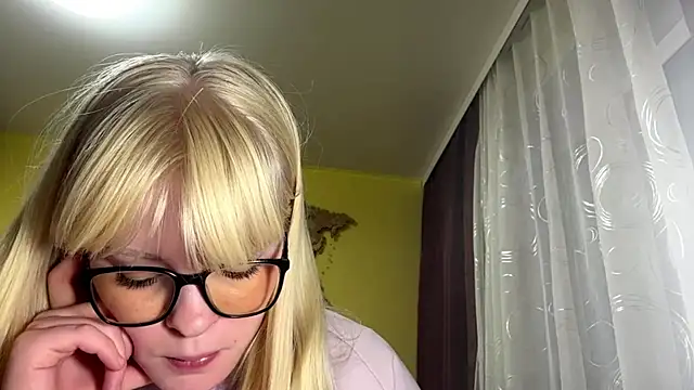 LeslyKelly Cameră chat live