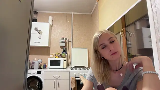 AngelJeni Cameră chat live
