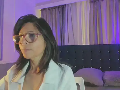 lena_gray Live Chatraum
