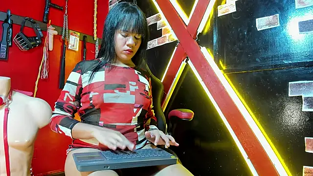 Živá chatovací místnost Dominatriz_Arlette