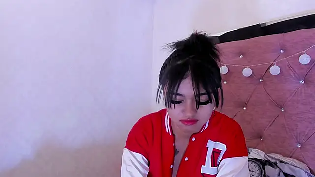חדר צ'אט בשידור חי של Alaia2