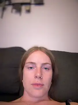חדר צ'אט בשידור חי של Piinkpandora