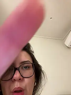 Its_Jade's Live Chat Room
