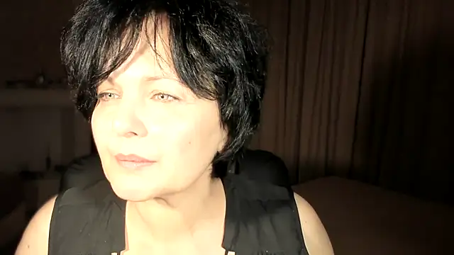WitchBlueRose – live chatrum