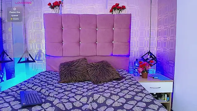 victoriapalmerfg's Live Chat Room