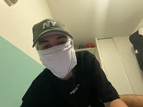 Rebeu_77 Live chatroom