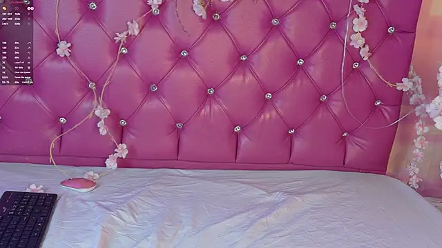 Živá chatovací místnost _Angelasweet