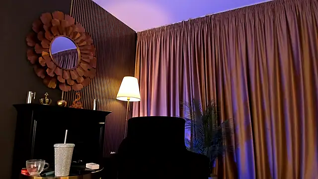 LexySinner's Live Chat Room